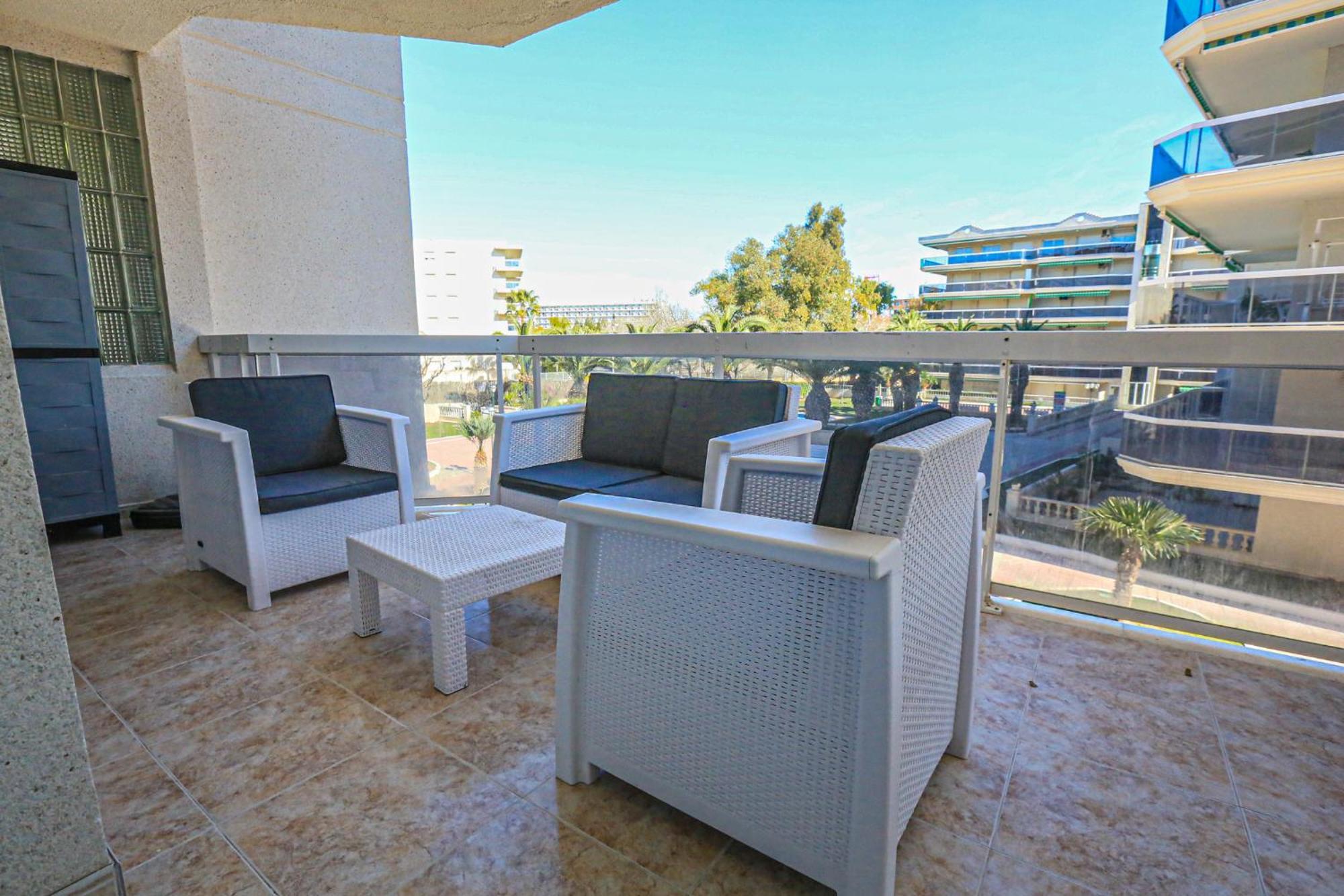 Living Park Salou - Only Families Apartment Exterior photo