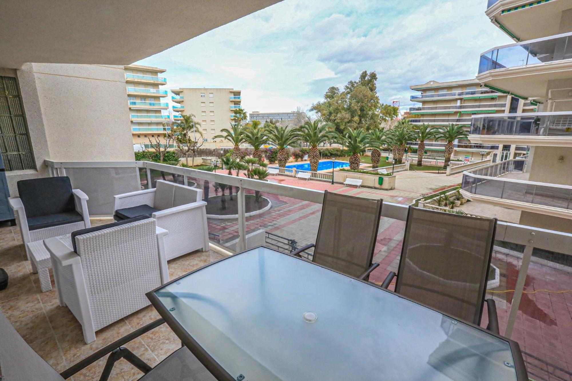 Living Park Salou - Only Families Apartment Exterior photo